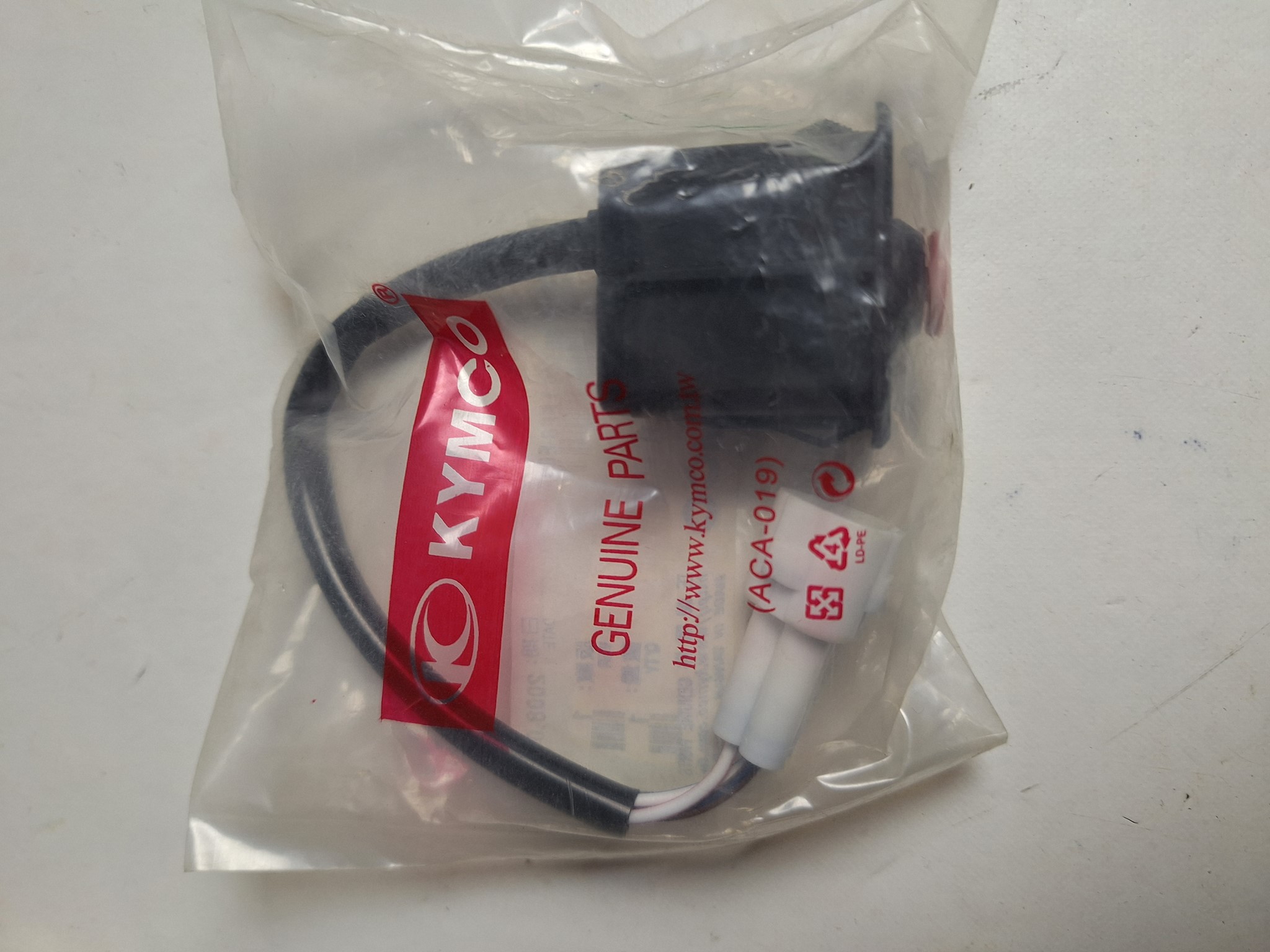 Picture of Kymco  UXV500 4T EUROII  WAHLSCHALTER 2WD/4WD  35140-LEE8-E00